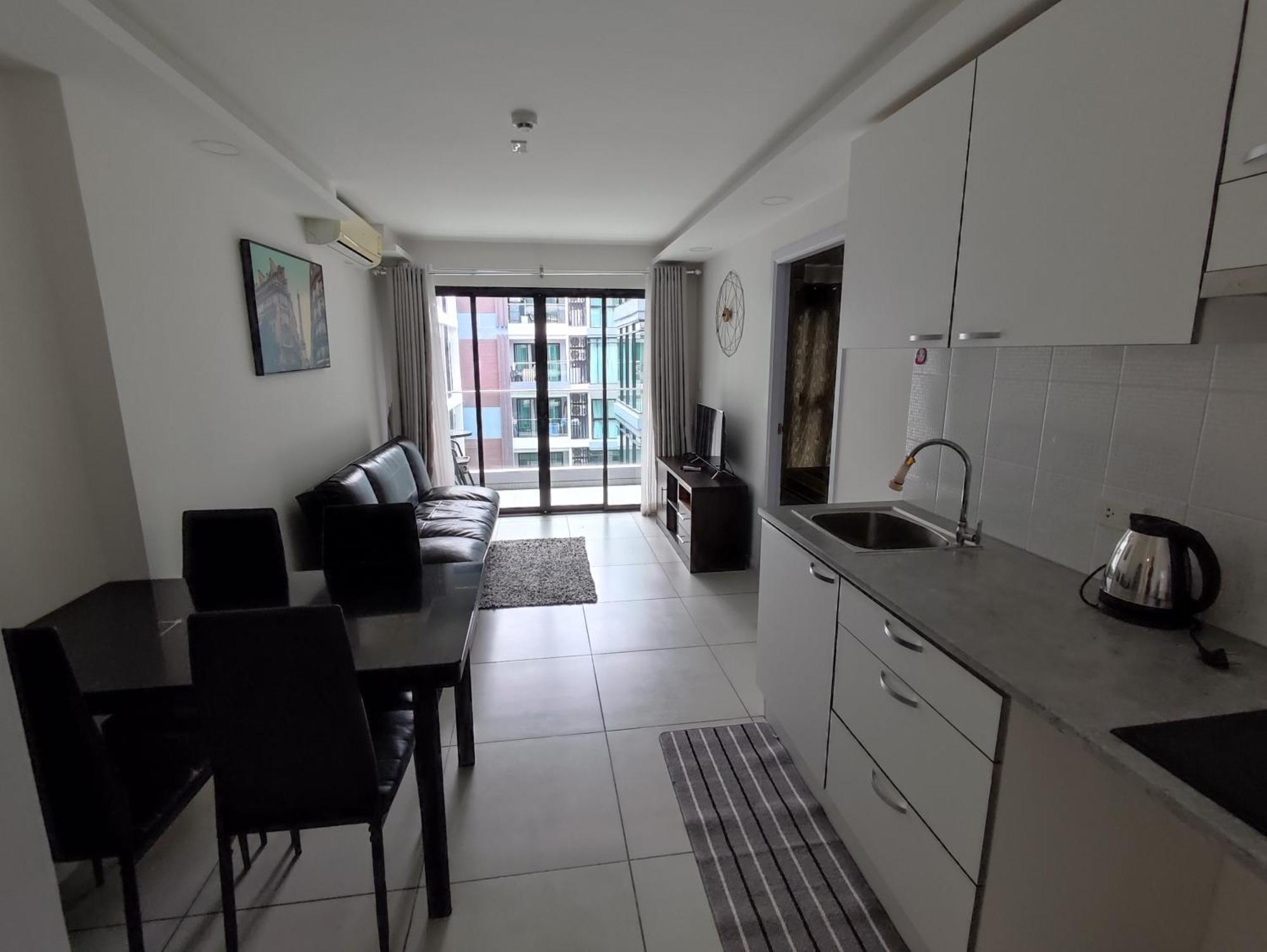 Garden Tropical Siam Apartment Pattaya Phòng bức ảnh