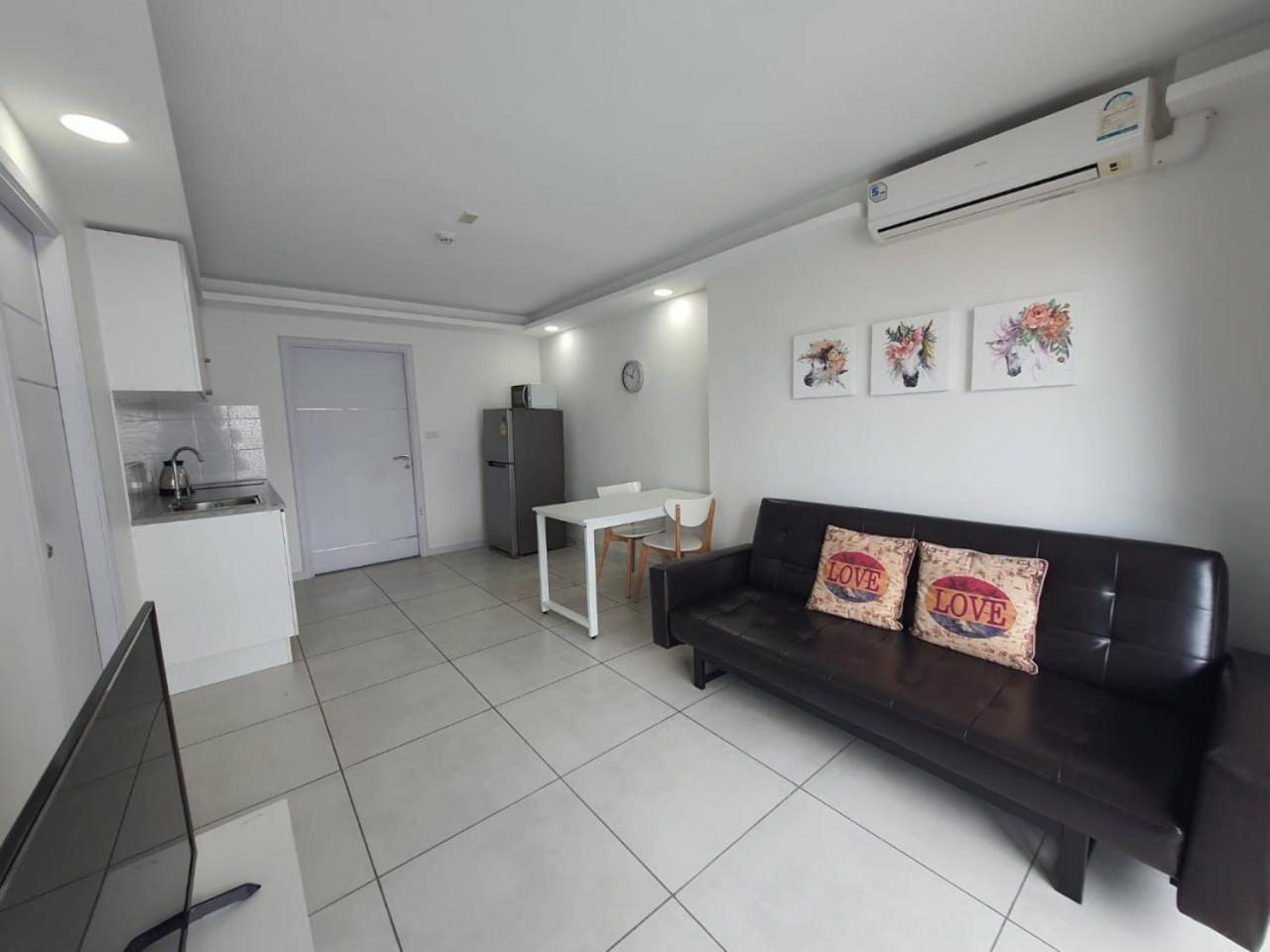 Garden Tropical Siam Apartment Pattaya Phòng bức ảnh
