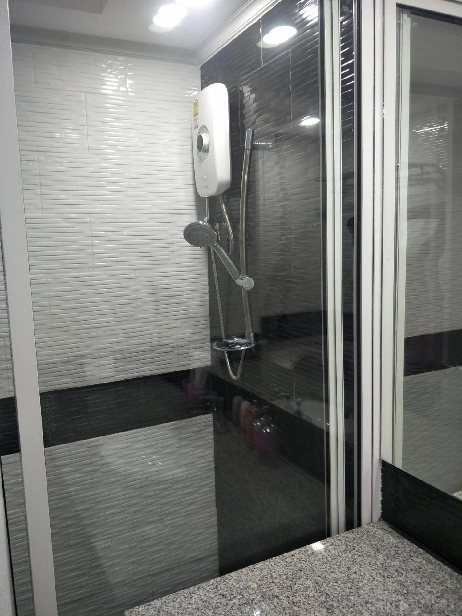 Garden Tropical Siam Apartment Pattaya Phòng bức ảnh